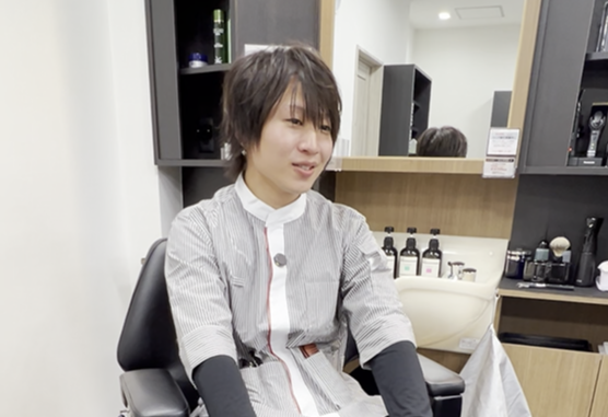 Human story ♯05   「自衛隊から理容師へ。場数を踏んで技術は育つ——プラージュで見つけた、"自分らしい成長のかたち"」