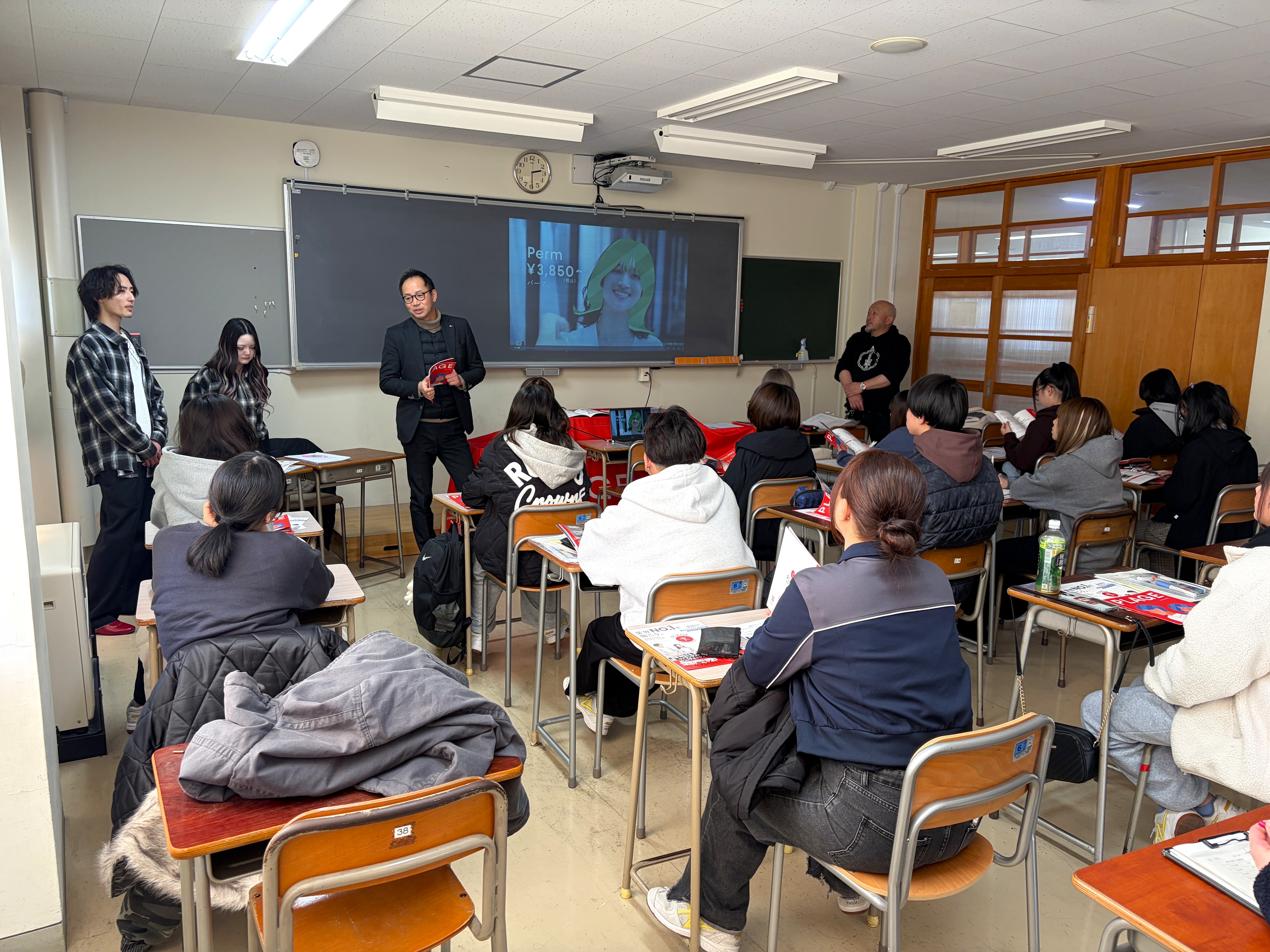 プラージュが宮城県貞山高等学校の進路ガイダンスに参加しました！